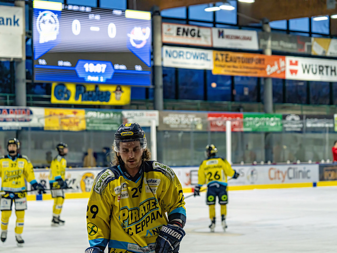 HC Eppan Pirates action photography by Jan Marc Zublasing